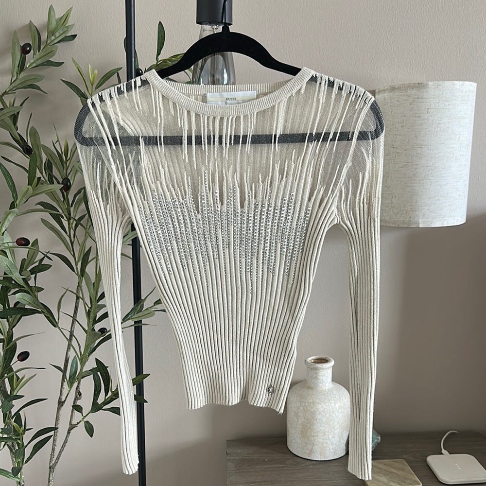 Elegant Cream Knit Women's Top